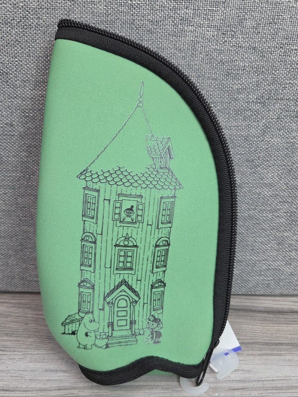 Moomin Green Zip Pouch Case – Moomin House & Characters